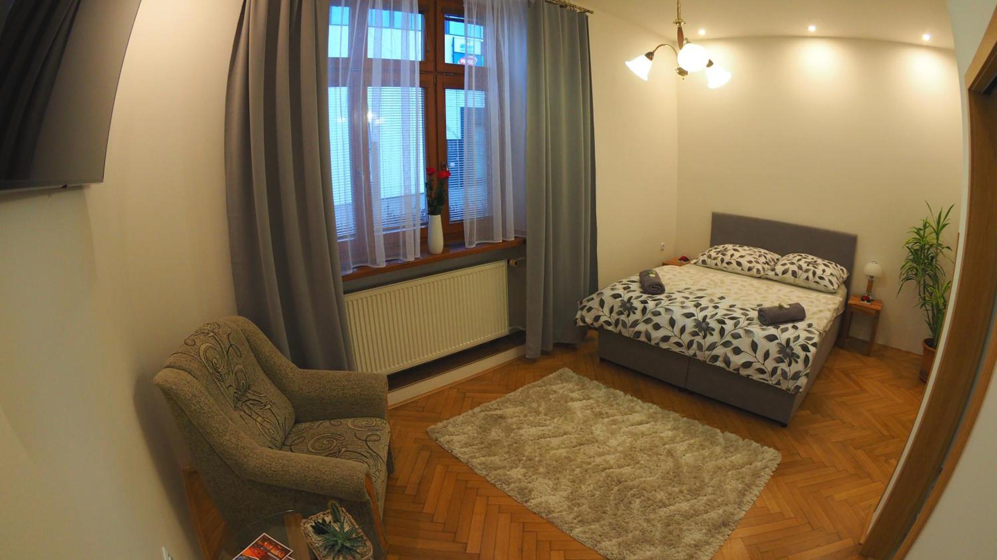 Hotel Britannia Vsetin Exterior photo