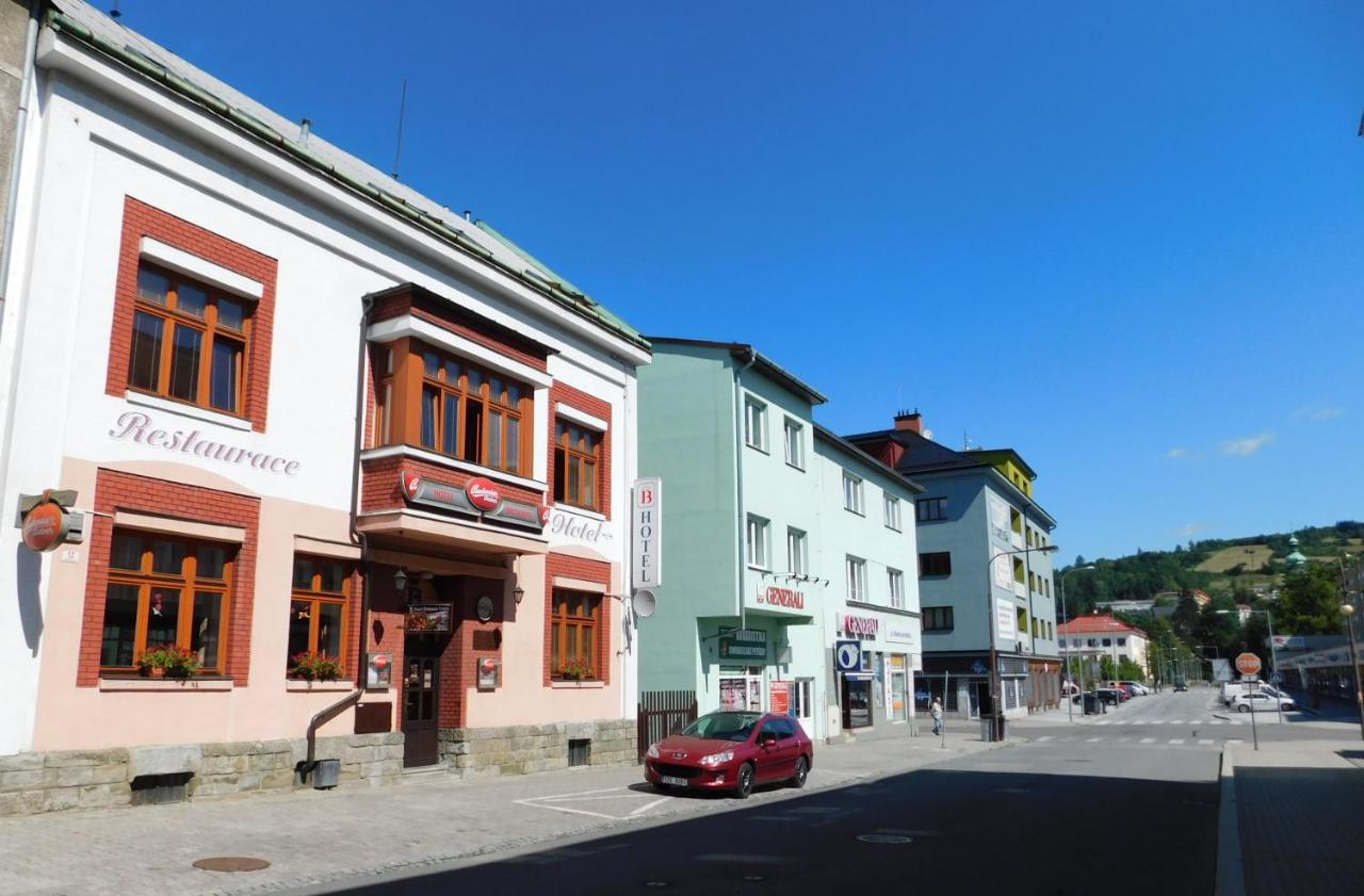 Hotel Britannia Vsetin Exterior photo