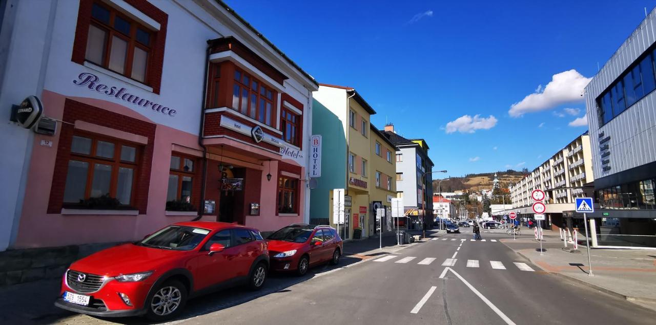 Hotel Britannia Vsetin Exterior photo